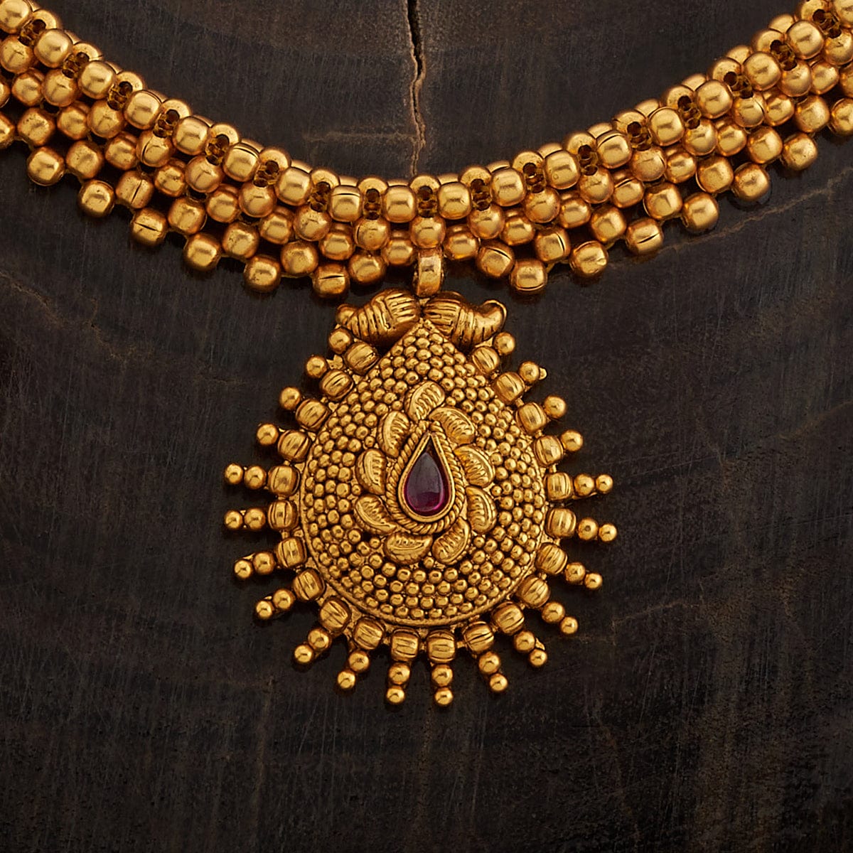 Antique Golden Stones Necklace