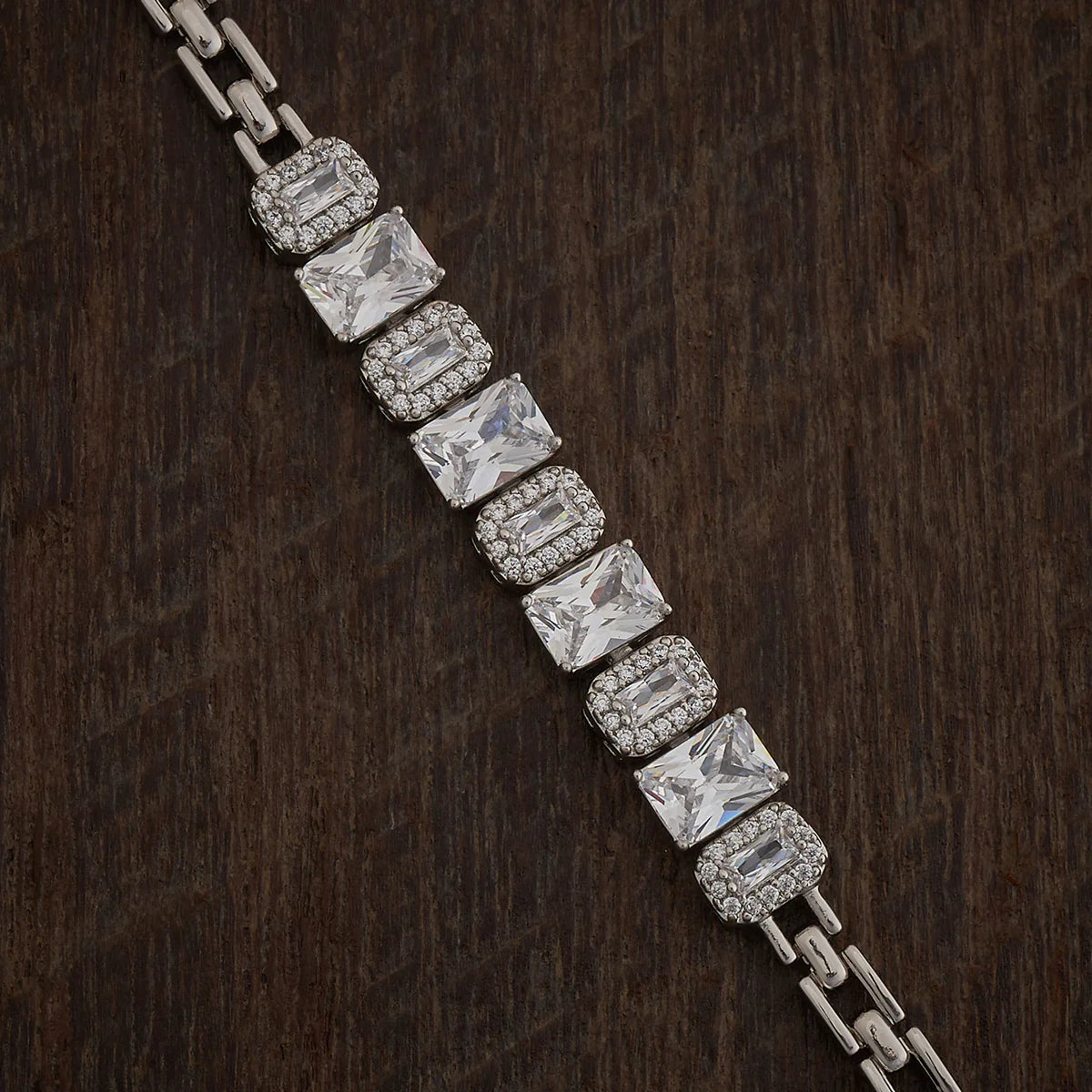 Zircon Bracelet Locking System