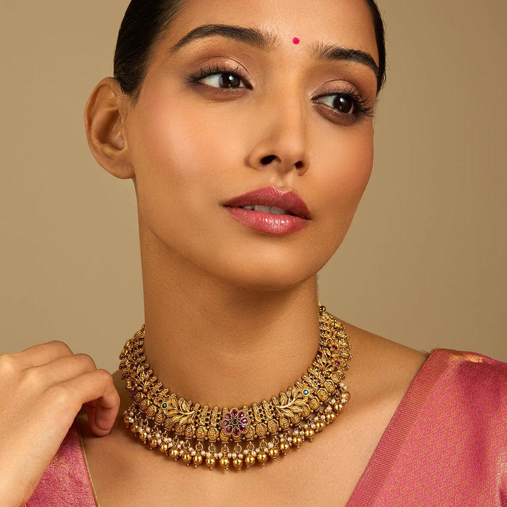 Flower Gold Antique Necklace