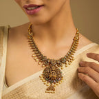 Antique Stylist Necklace