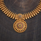 Flower Gold Stone Antique Necklace