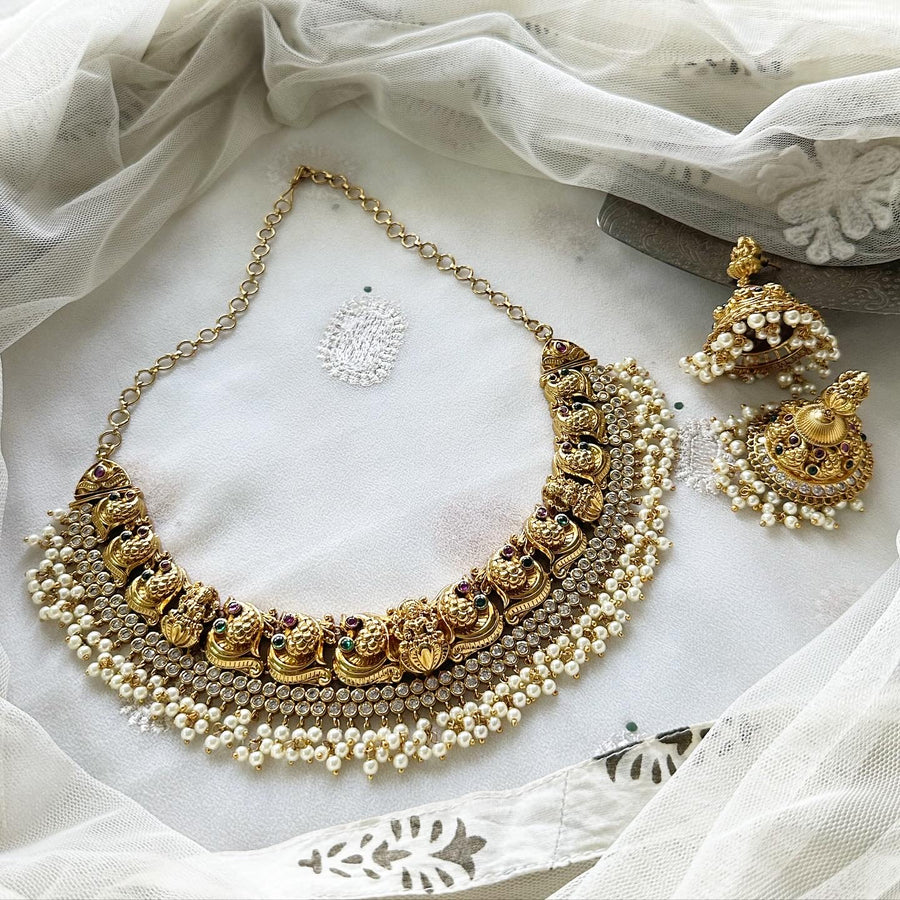 Antique matte Peacock row AD cushion gutta short set