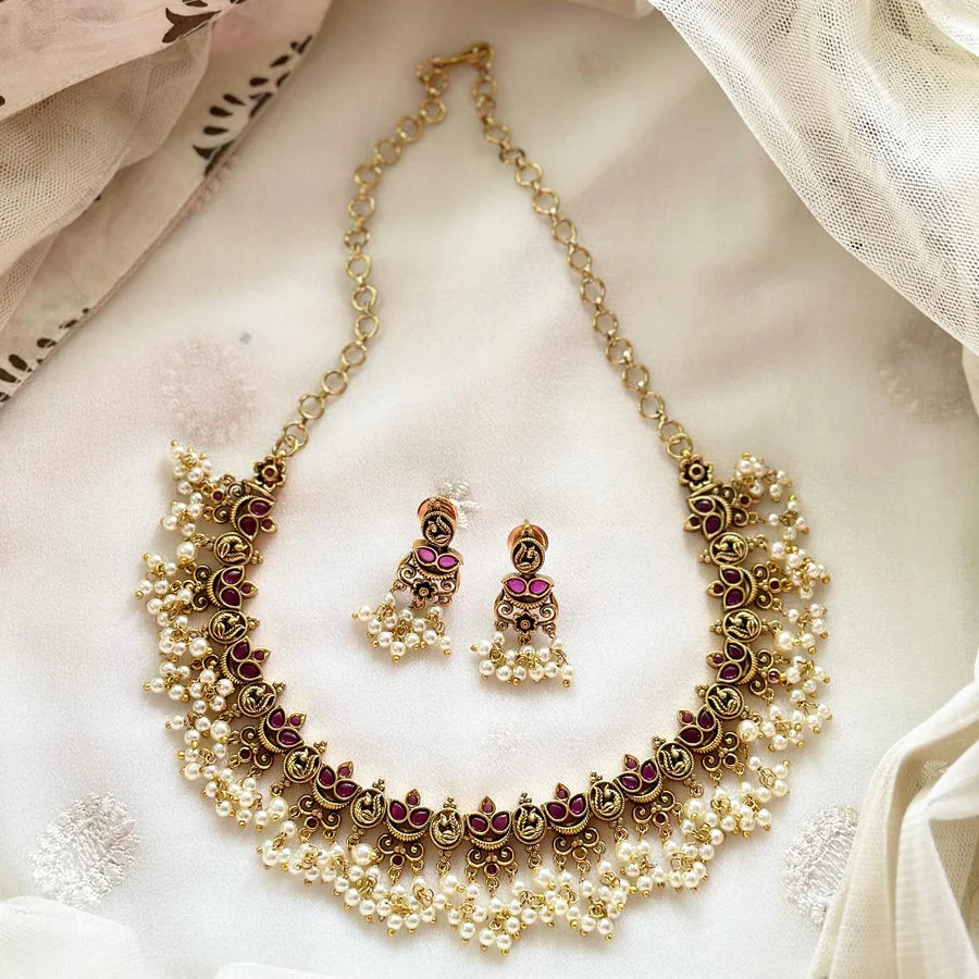 Antique Kemp Peacock Thilak gutta short set descriptive overview