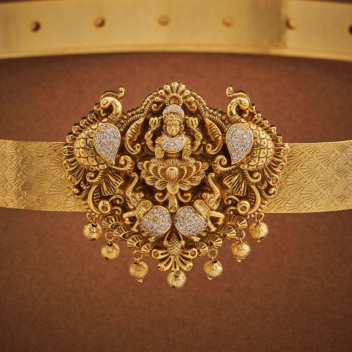 Antique Belt Determines Alloy