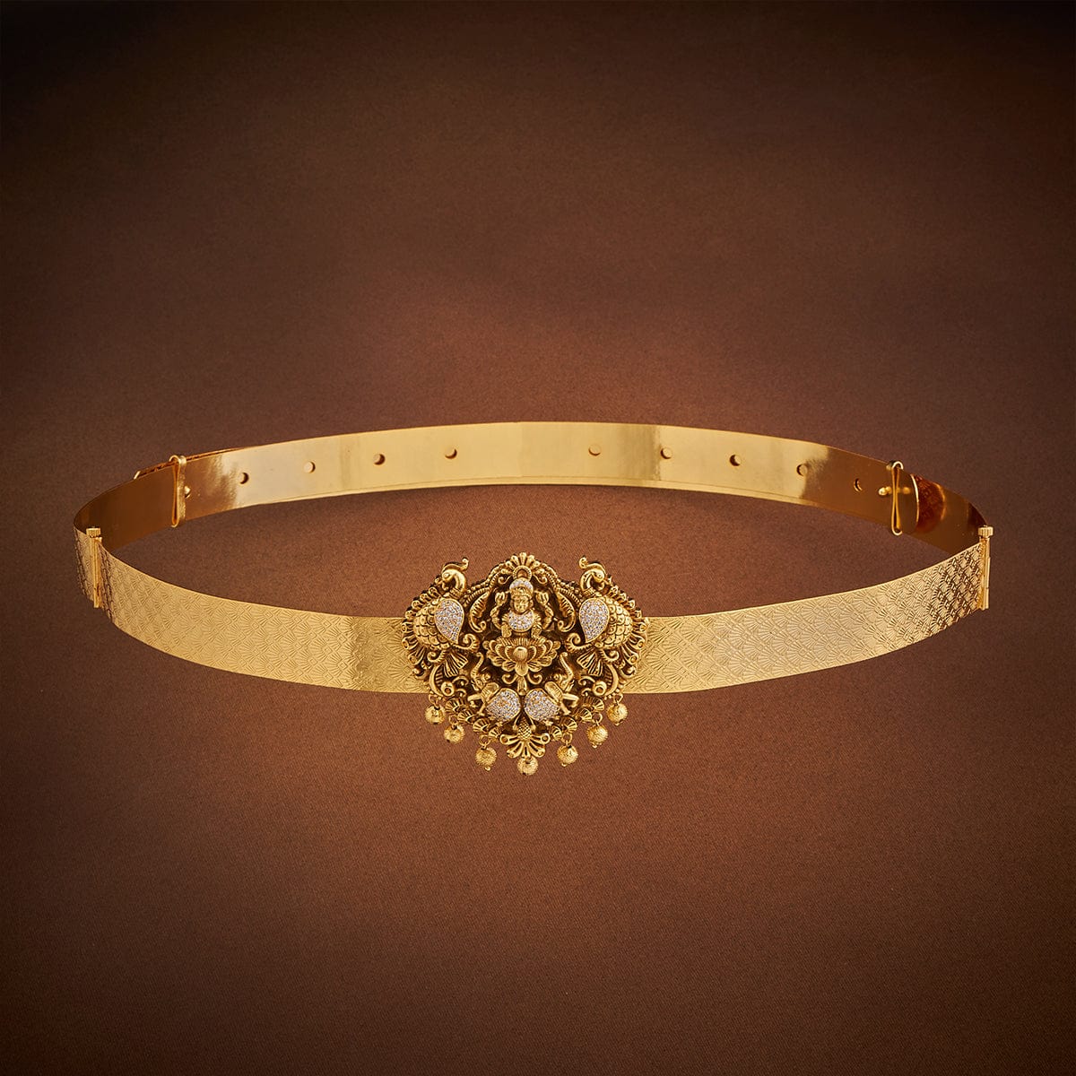 Antique Belt Determines Alloy