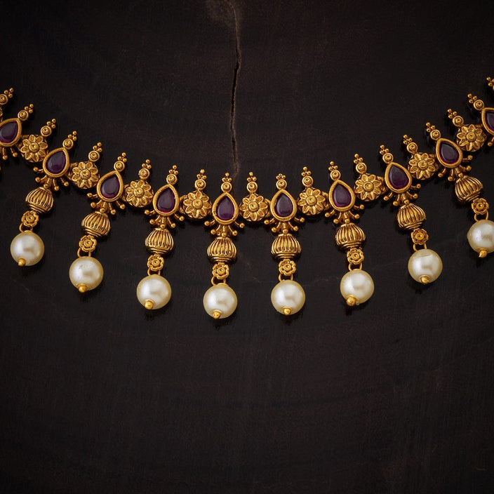 Antique White Stone Short Necklace Set