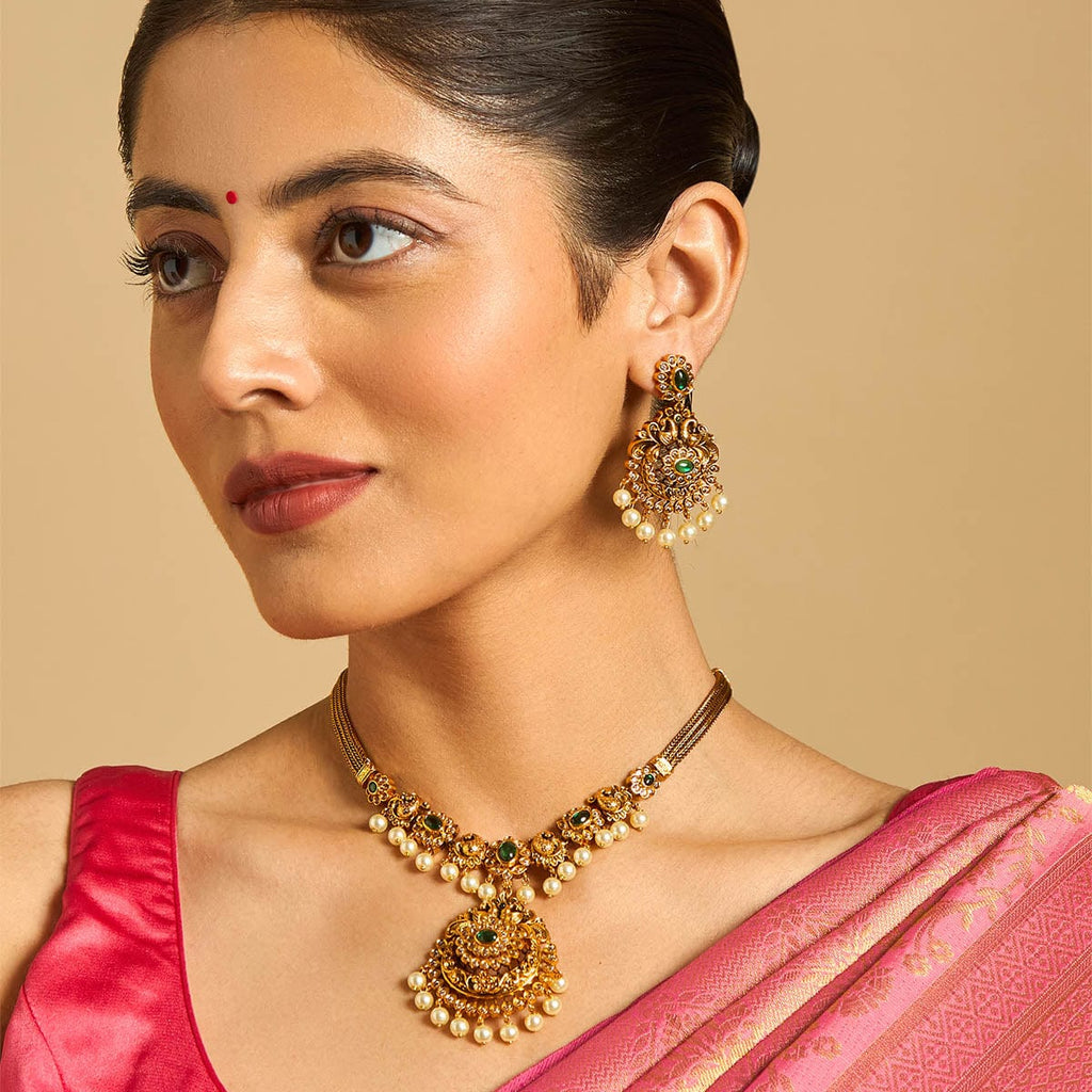 Flower Design wedding Antique Necklace