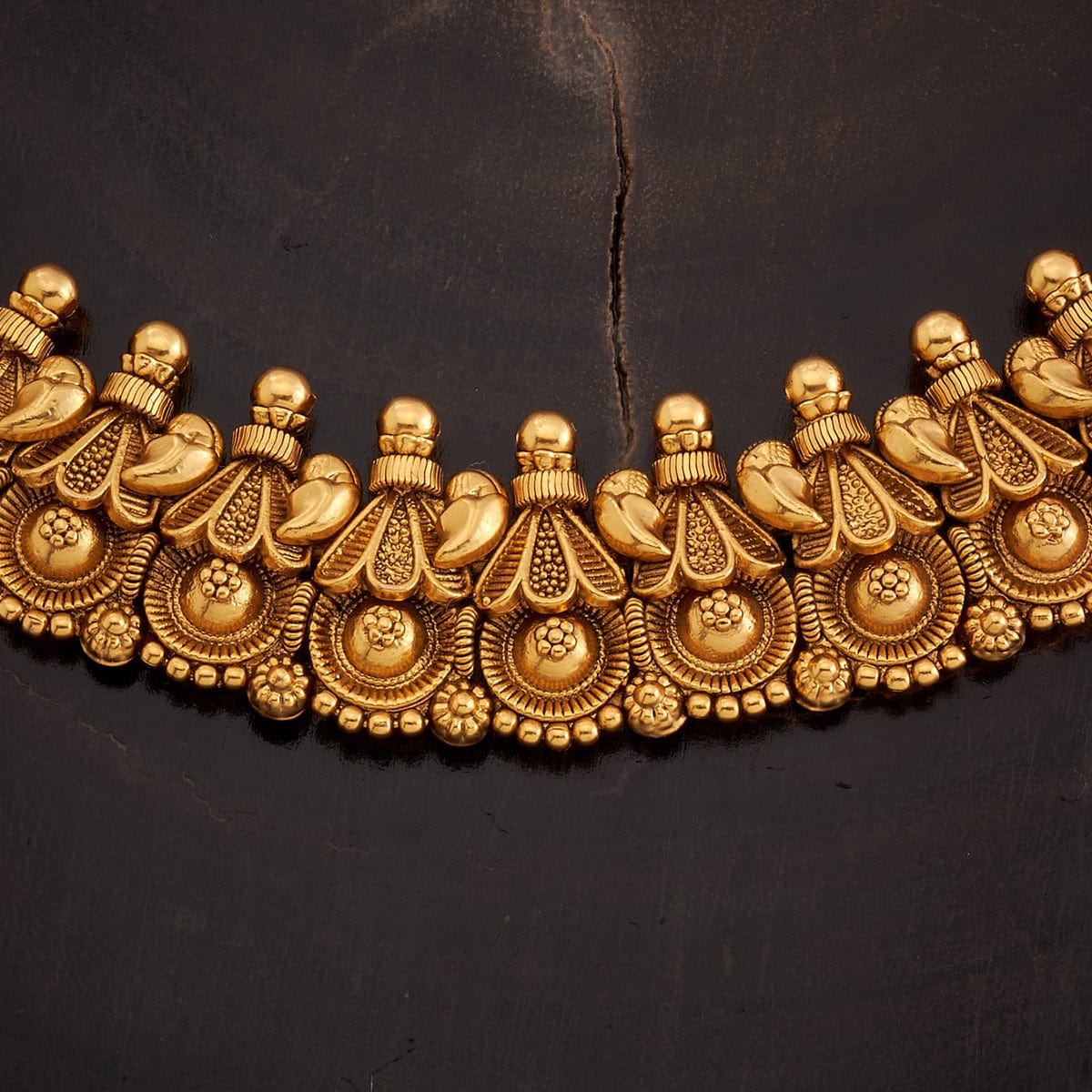 Traditional Gold Antique Necklace