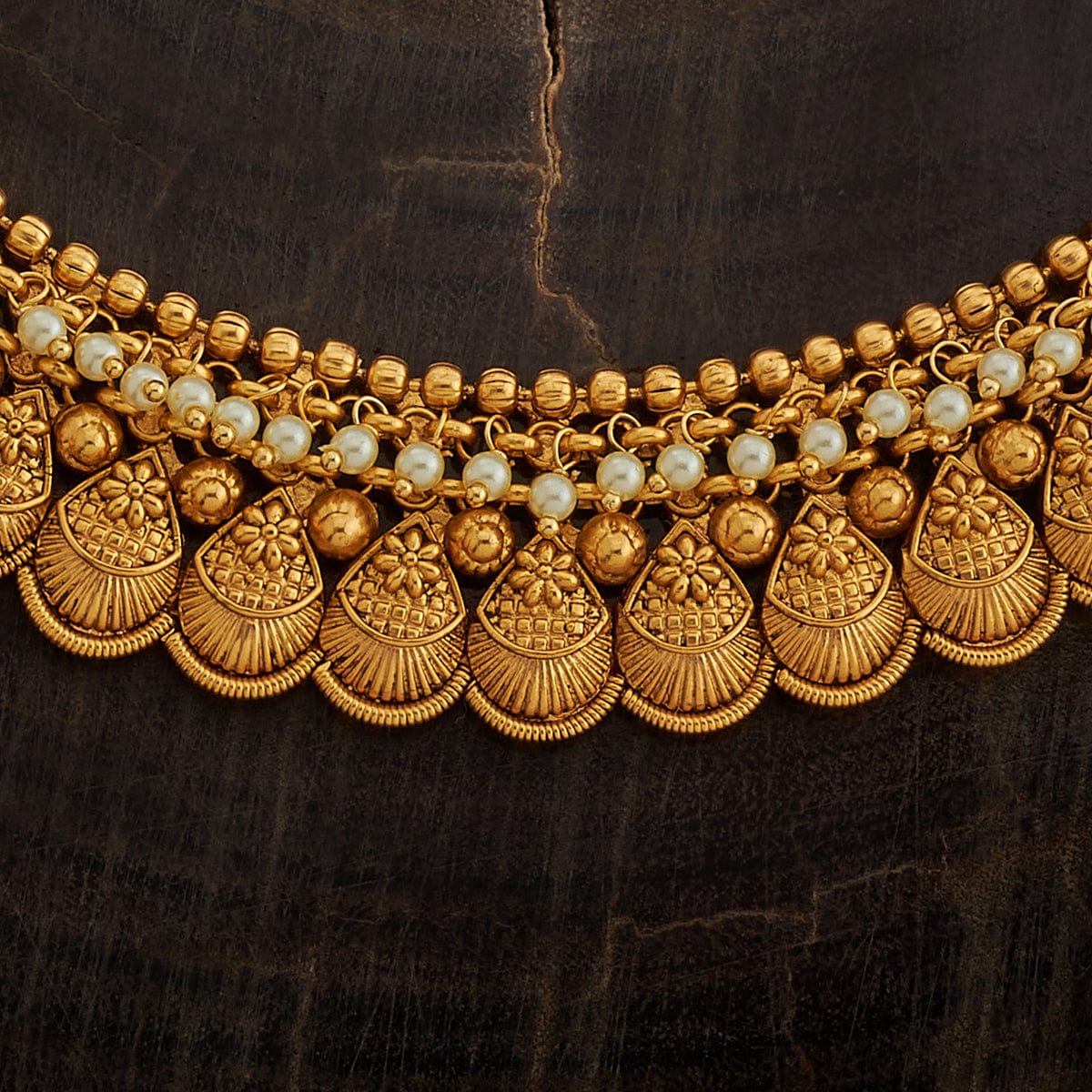 Flower Design Festive Antique Necklace