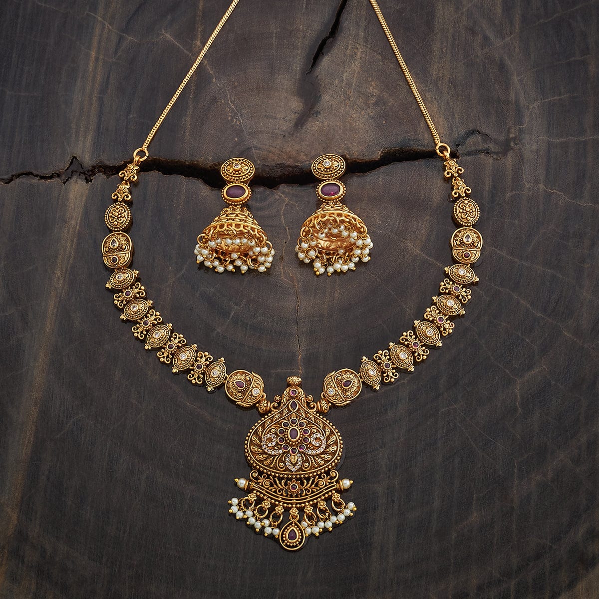 Synthetic Stone Antique Necklace