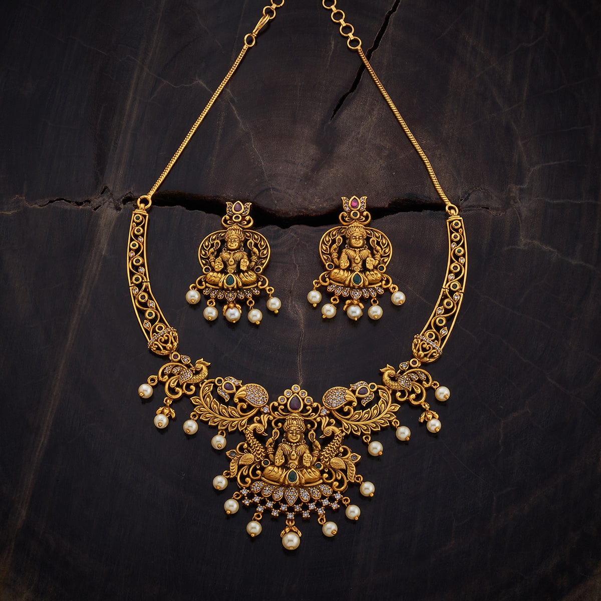 Amazing Antique Short Necklace