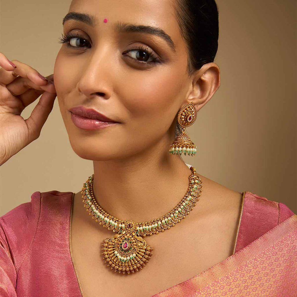 Flower Design Antique Beads Necklace