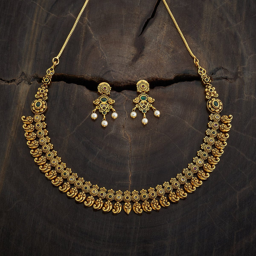 Flower Design short antique necklace