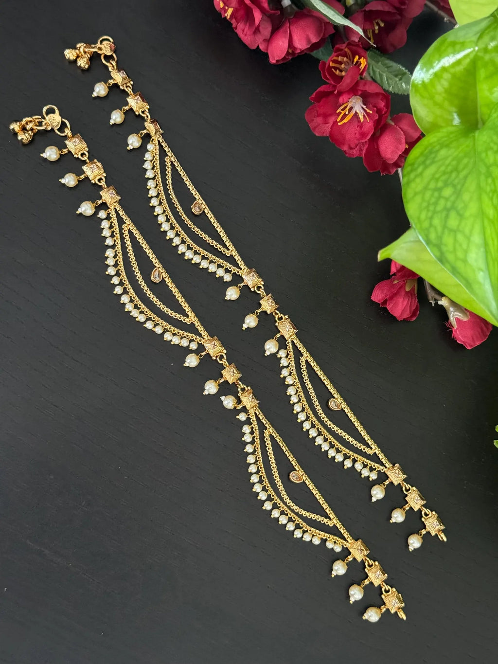 A pair of Antique gold finished women’s anklets  Payal  Bridal Payal Golusu