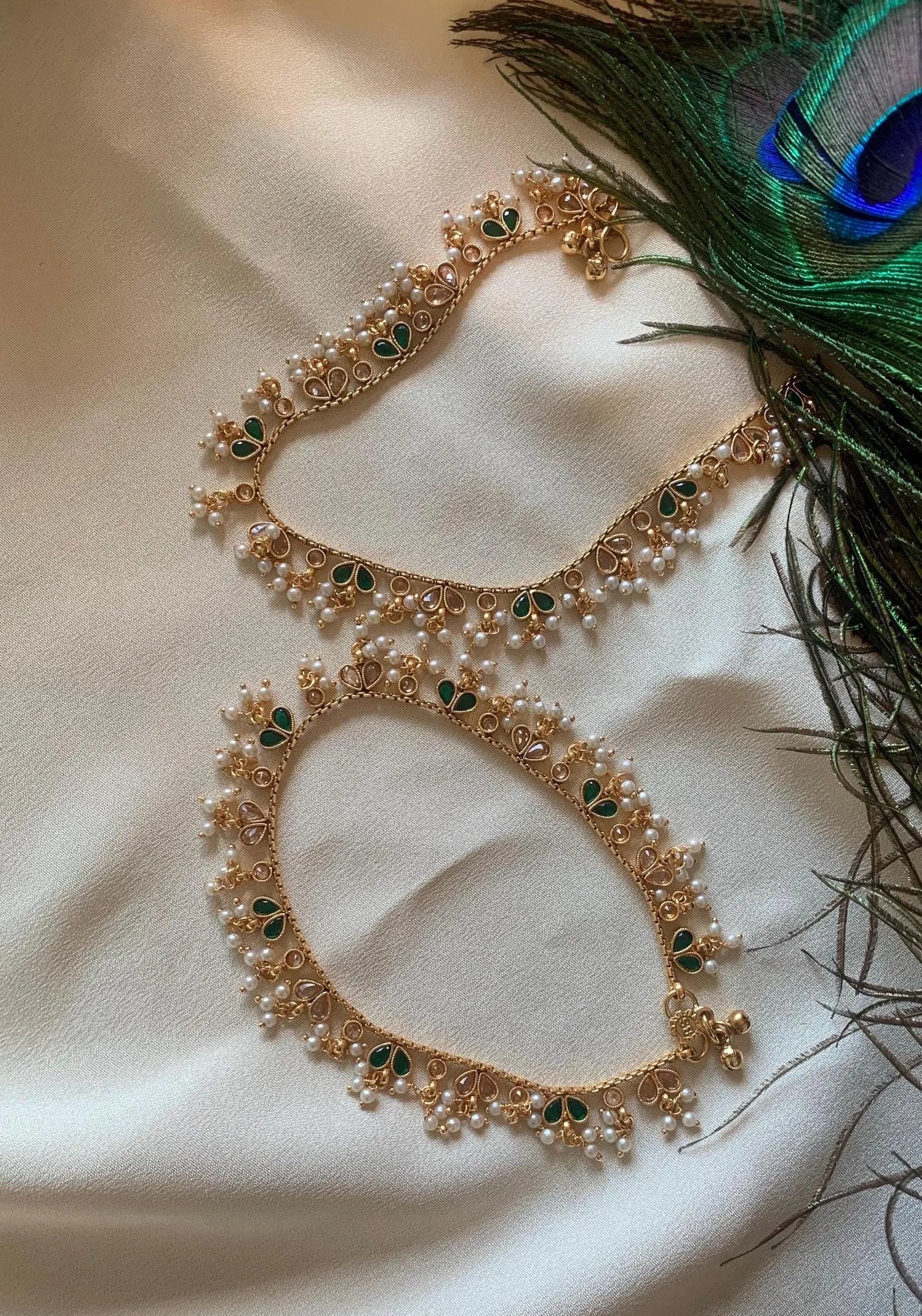 Meena Payals feet accessory anklets golden polish polki payaldainty ankletIndian JewelryPakistani Jewellerypearl payal pearl anklet