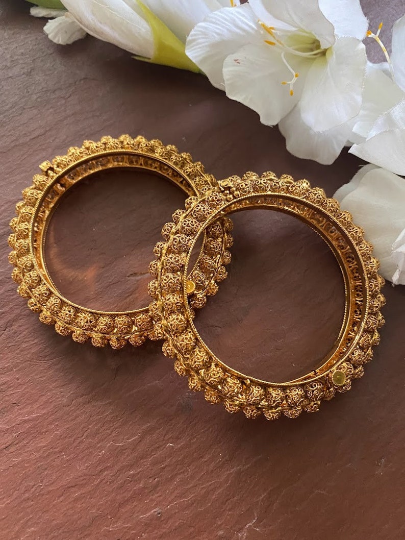 Buy Gold Bangles_ Indian Bangles_ Antique Gold Kada_ Openable Bangles_