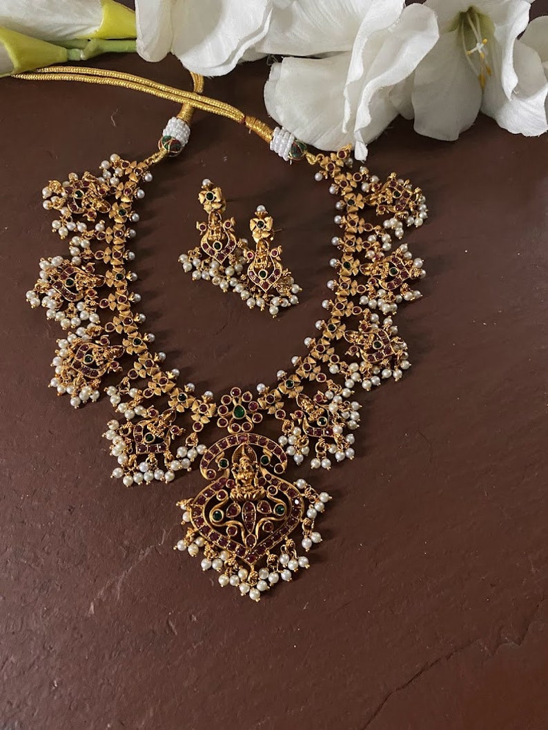 Kemp Choker Necklace_ Guttapusalu Lakshmi Necklace _south Indian Necklace Set_