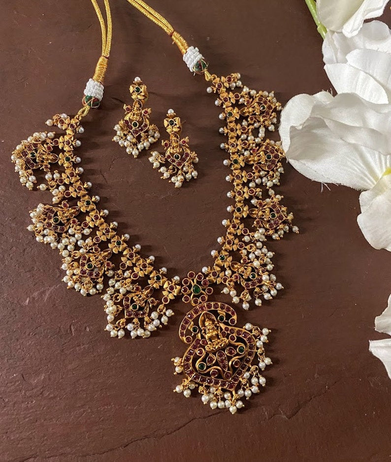 Kemp Choker Necklace_ Guttapusalu Lakshmi Necklace _south Indian Necklace Set_