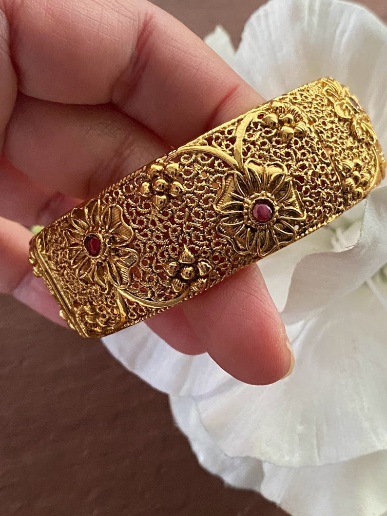 Buy Gold Bangles_ Indian Bangles_ Antique Gold Kada_ Openable Bangles_