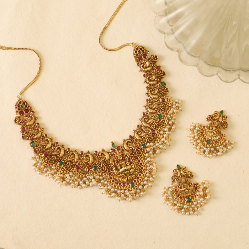Cira Antique Gold Plated Short Necklace & Chandbali Earring Indian Jewelry Set