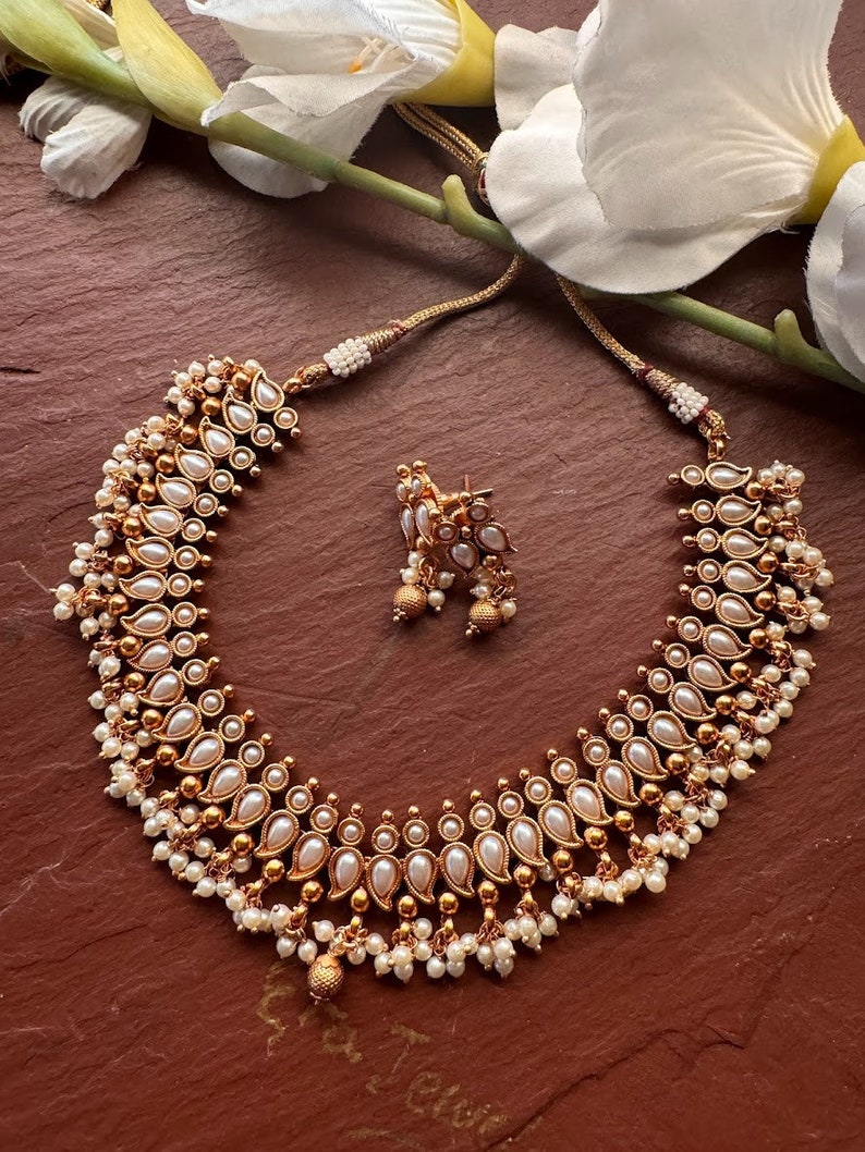 Kemp Necklace_pearl Choker_guttapusalu Necklace_temple Necklace_