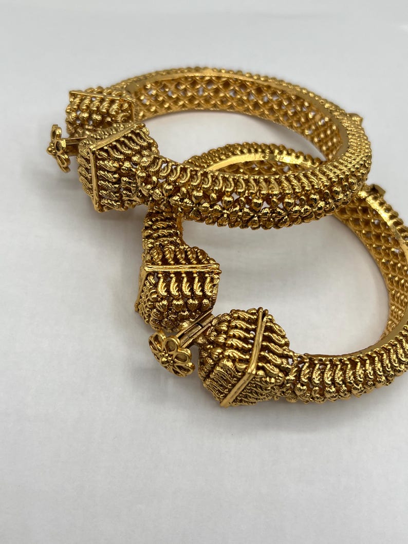 Buy Brass Bangle Pair Screw-in Temple Jewellery Kada Traditional Indian Gold-plated Bangles