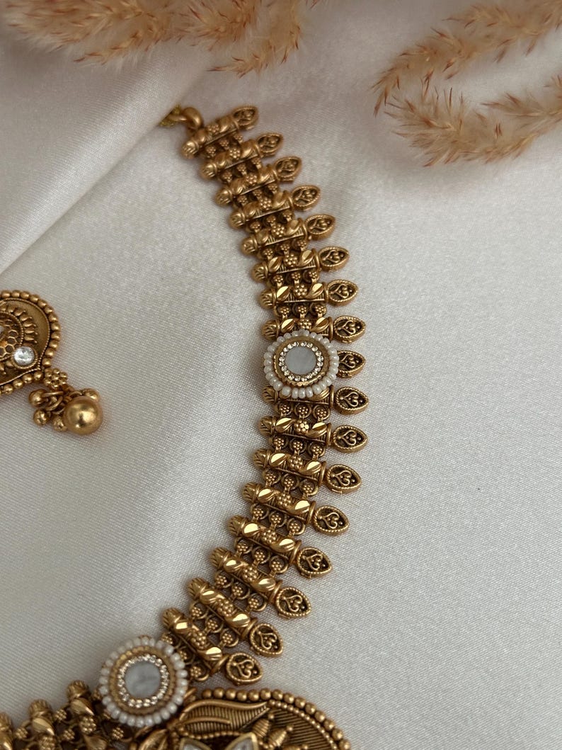 Gold Matte Imitation Pearl Necklace Set Earrings Indian Wedding Necklace Punjabi
