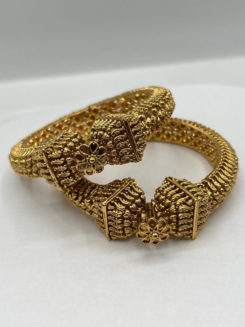 Buy Brass Bangle Pair Screw-in Temple Jewellery Kada Traditional Indian Gold-plated Bangles