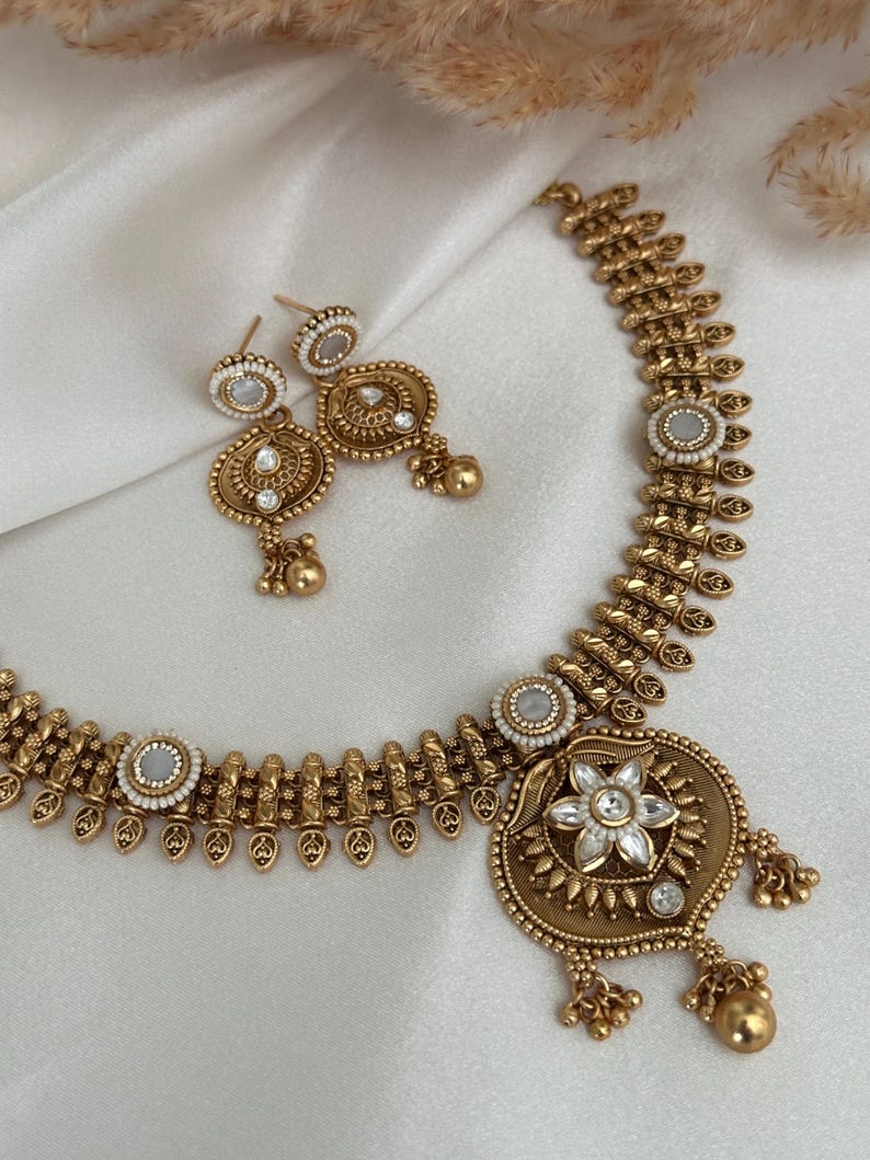 Gold Matte Imitation Pearl Necklace Set Earrings Indian Wedding Necklace Punjabi