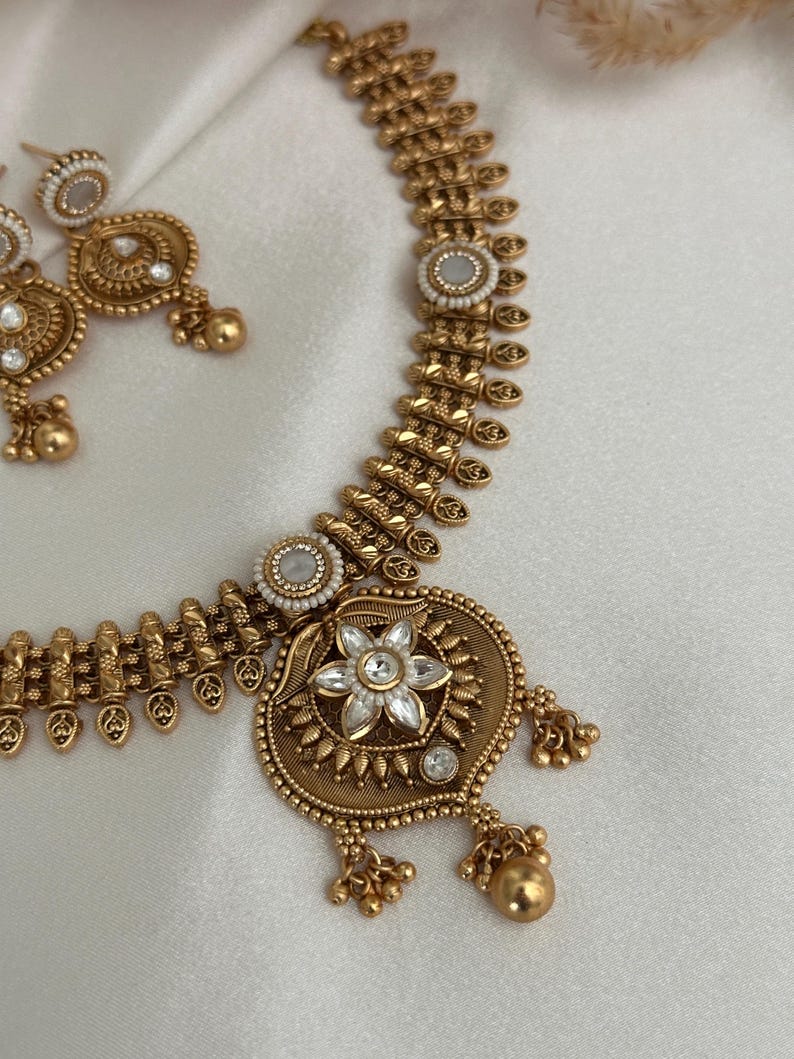 Gold Matte Imitation Pearl Necklace Set Earrings Indian Wedding Necklace Punjabi