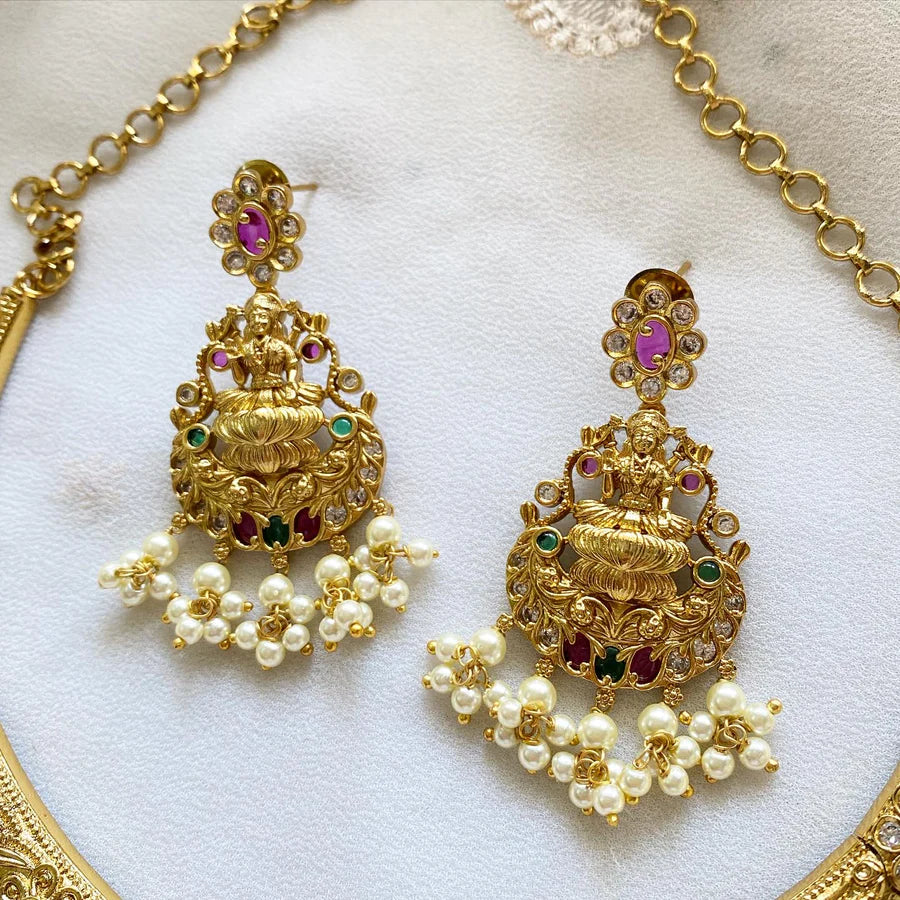 Traditional Lakshmi floral designer pipe set