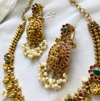 Antique matte laxshmi gajendra kemp short set Here's a descriptive overview