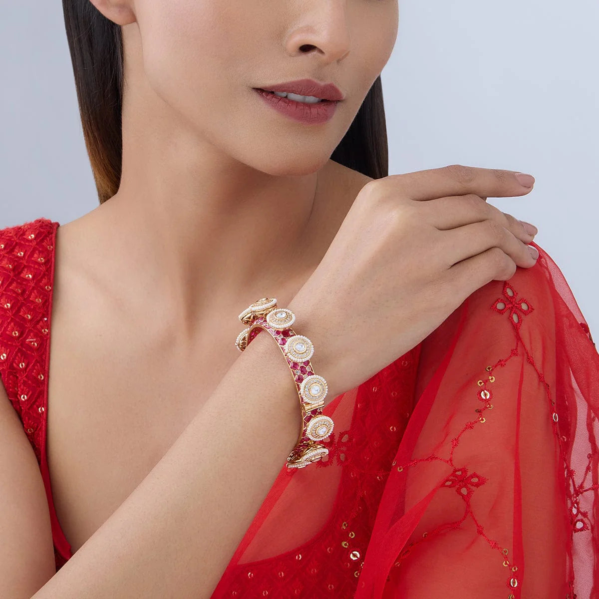 Kundan Bangle Complement your style with our stunning