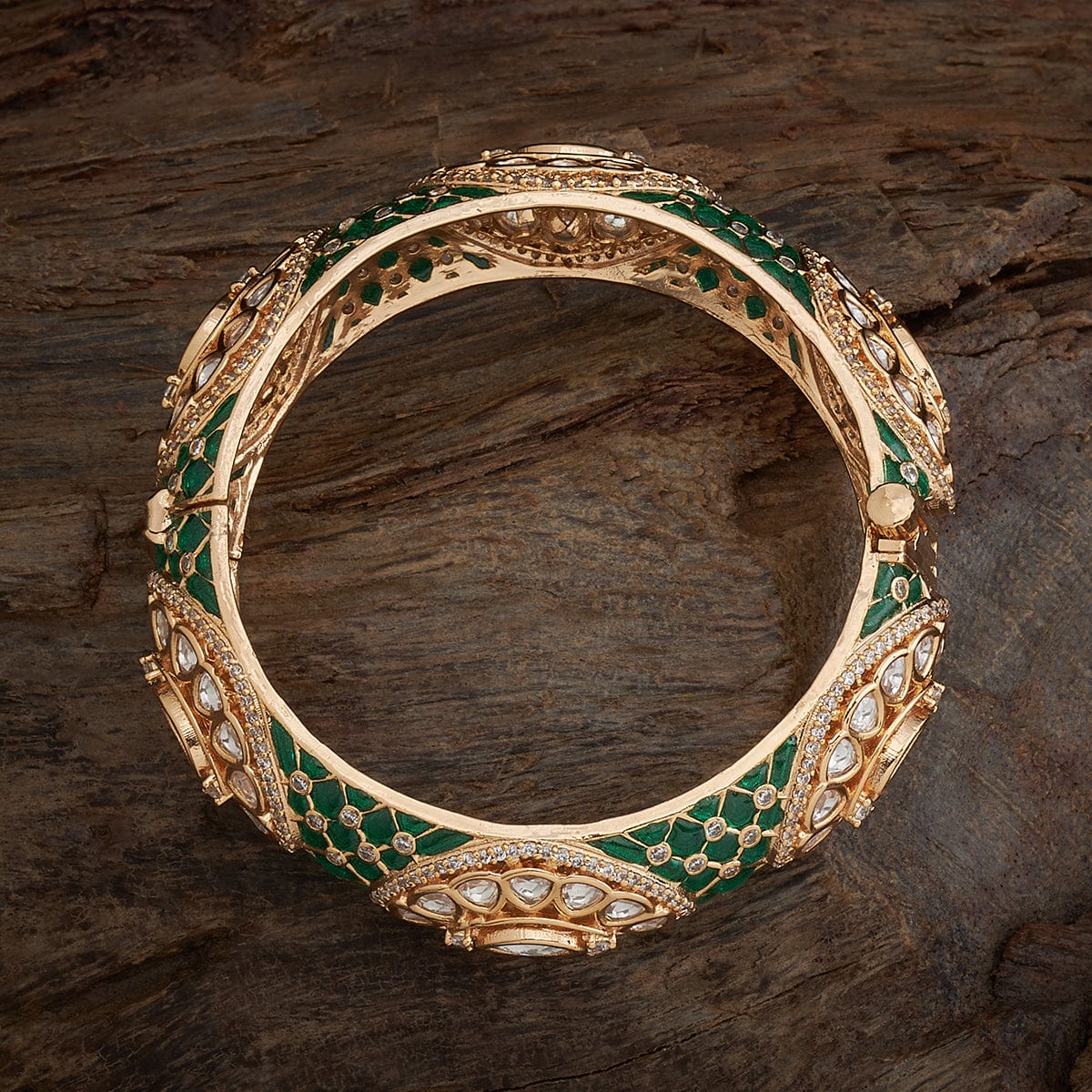 Kundan Bangle mesmerizing arrangement of Kundan stones