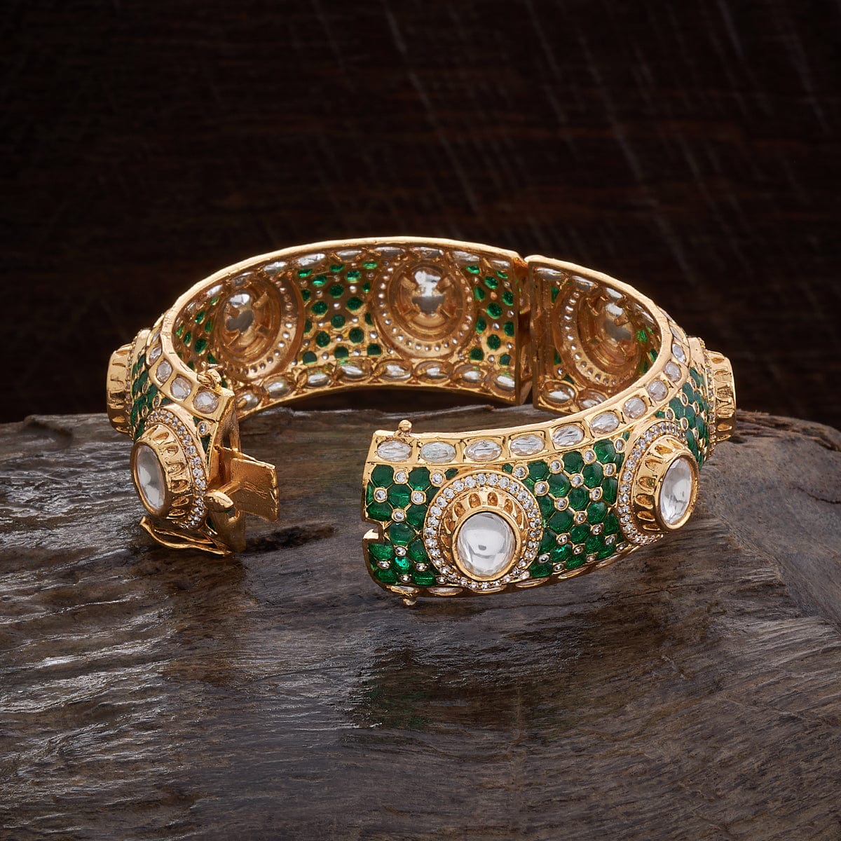 Kundan paired with other bangles