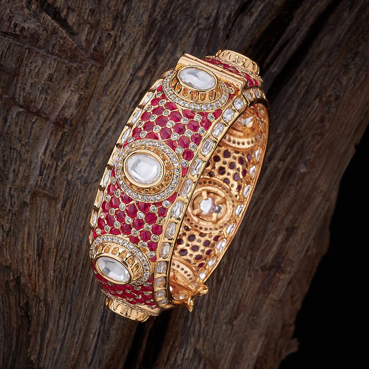 Kundan paired with other bangles