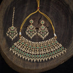 Kundan Necklace earrings and mangtika