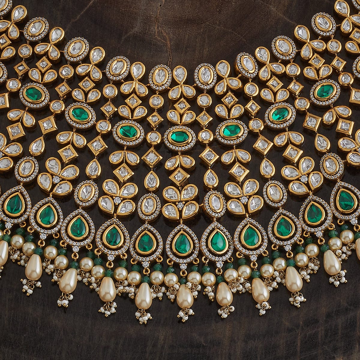 Kundan Necklace earrings and mangtika