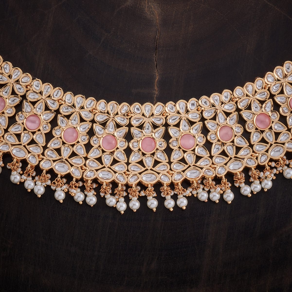 Kundan Necklace weighty appearance