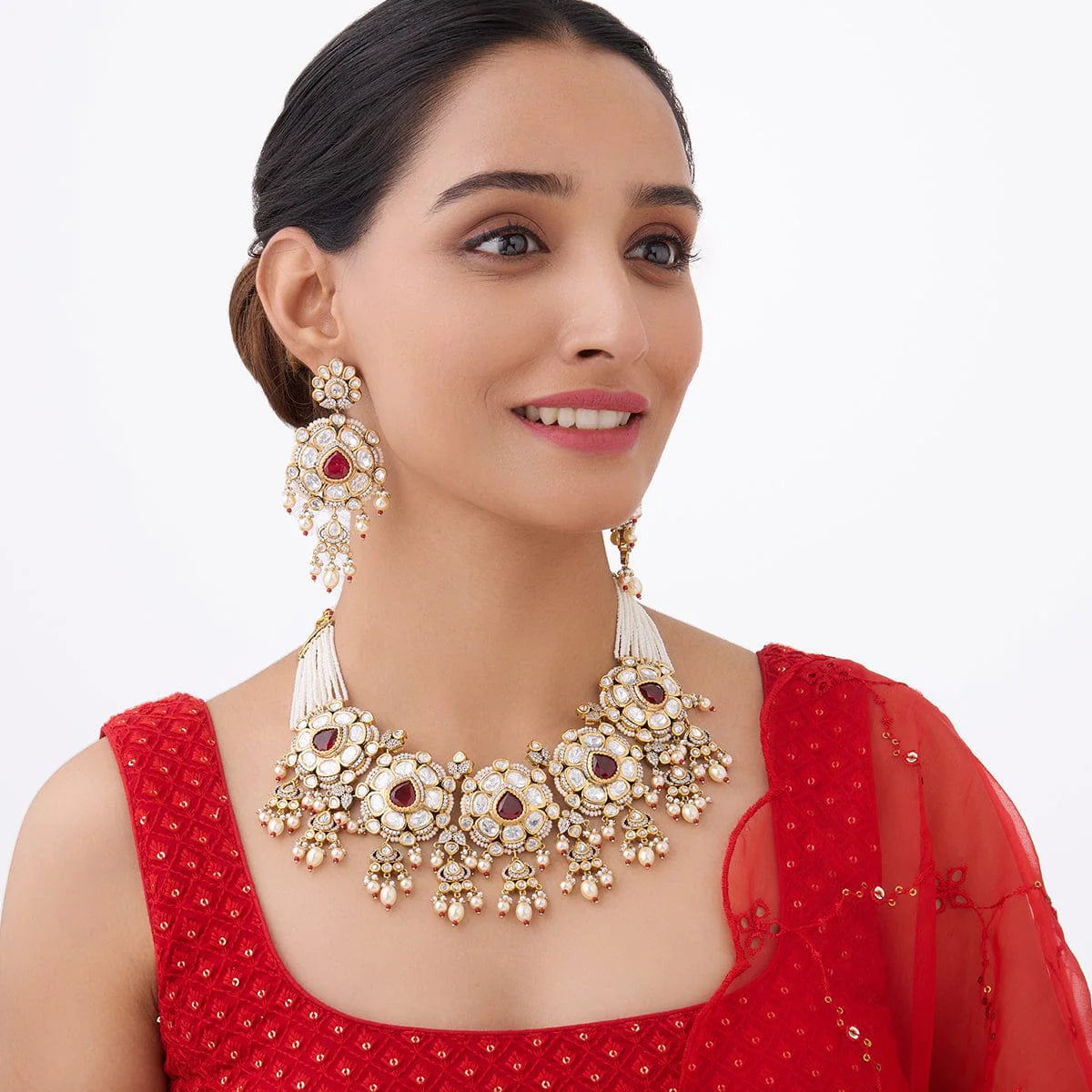 Kundan Necklace Introducing the dazzling