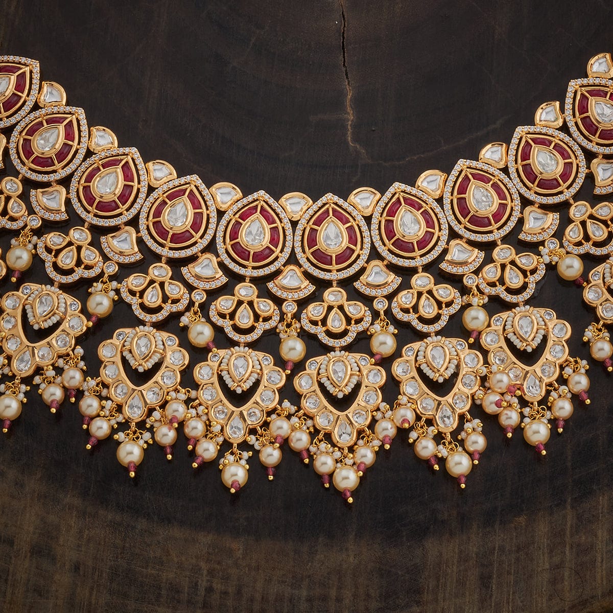 Kundan necklace crafted