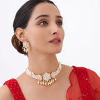 Kundan Necklace party outfit