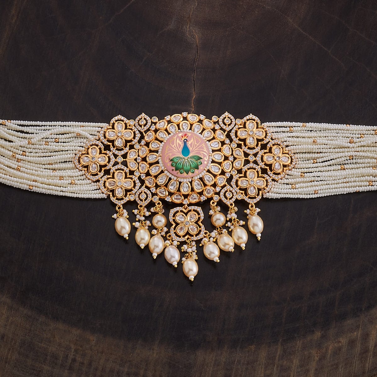 Kundan Necklace radiates glamour
