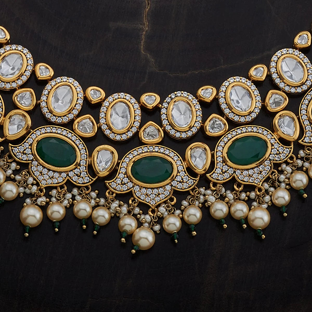Kundan Necklace dazzling kundan stones