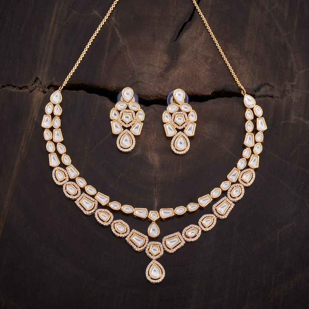 Kundan Necklace  personification