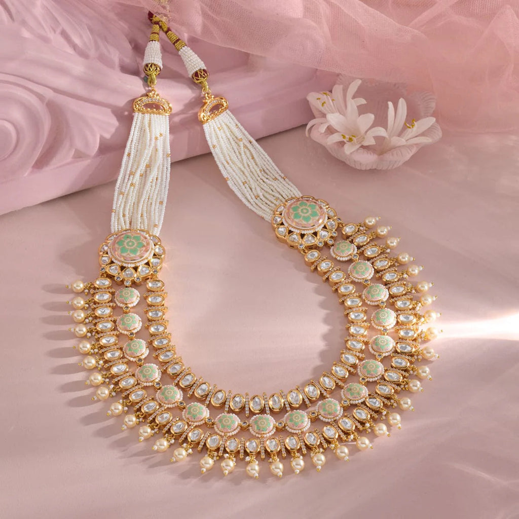Kundan Necklace traditional attire