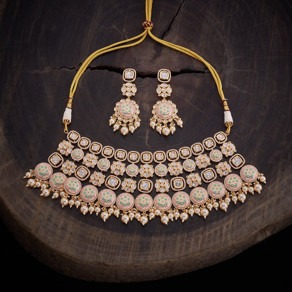 Kundan Necklace mesmerizing beauty