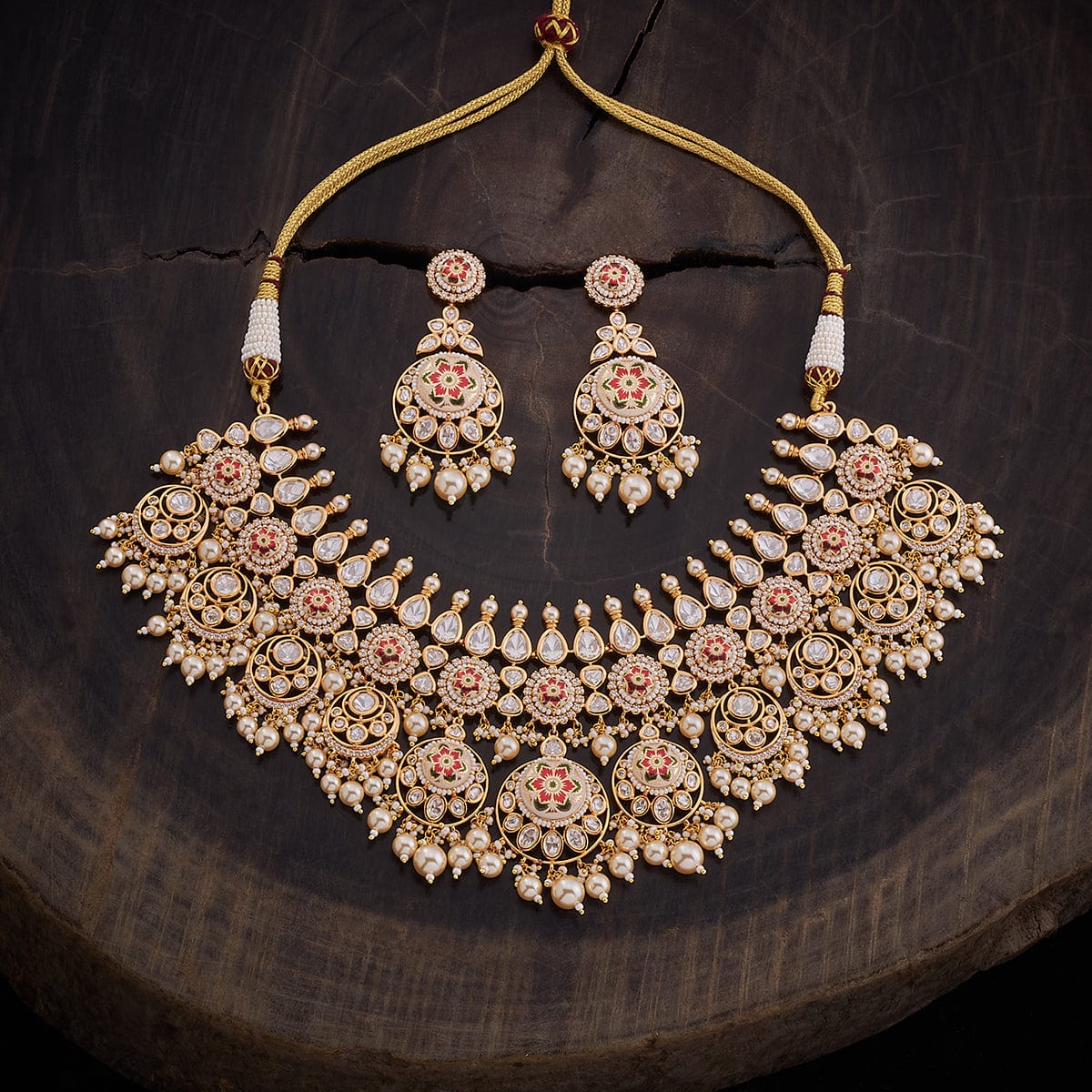 Kundan Necklace radiating Meena polishes