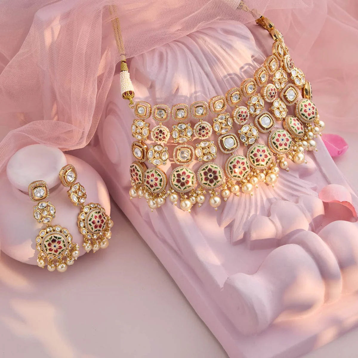 Kundan Necklace mesmerizing beauty