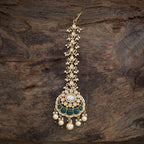 Kundan Tikka adiant kundan stones